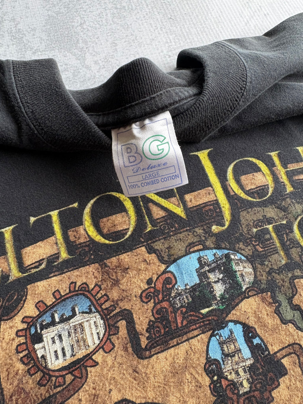 Vintage 2000 Elton John Tour Black Tee Shirt - L