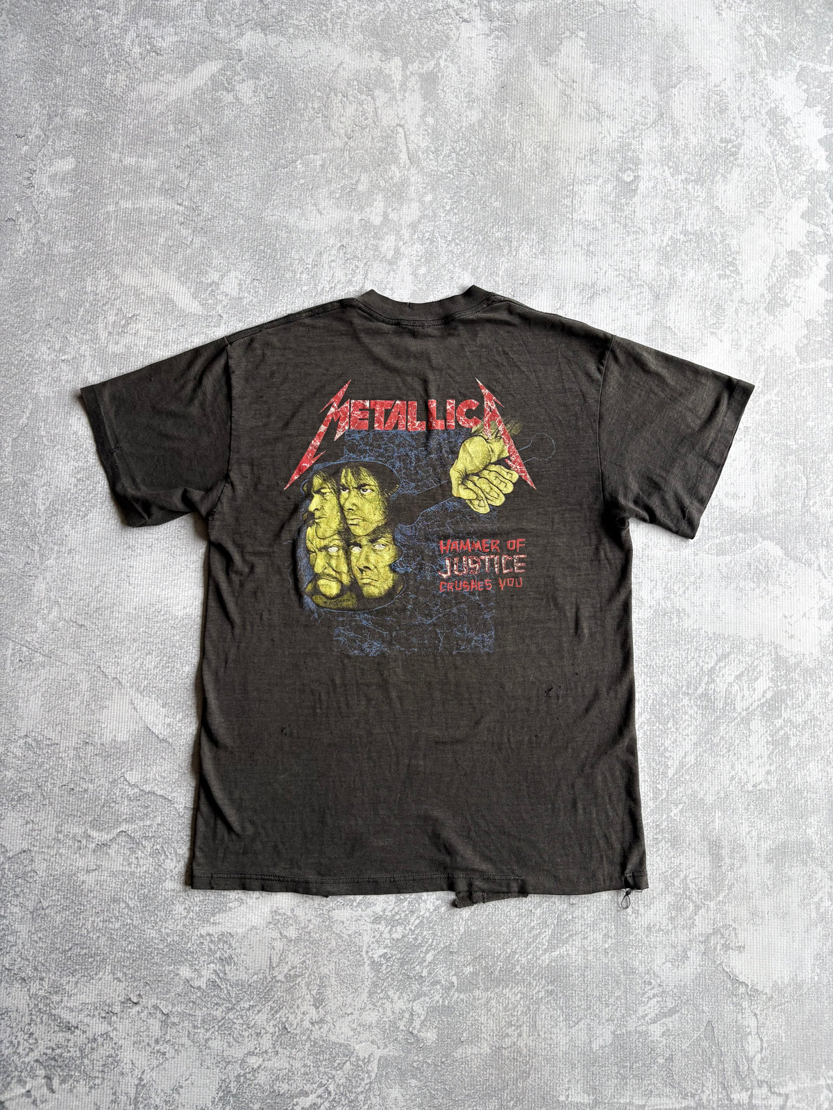 Vintage 1988 Metallica Damaged Justice Tour Thrashed Tee Shirt - L