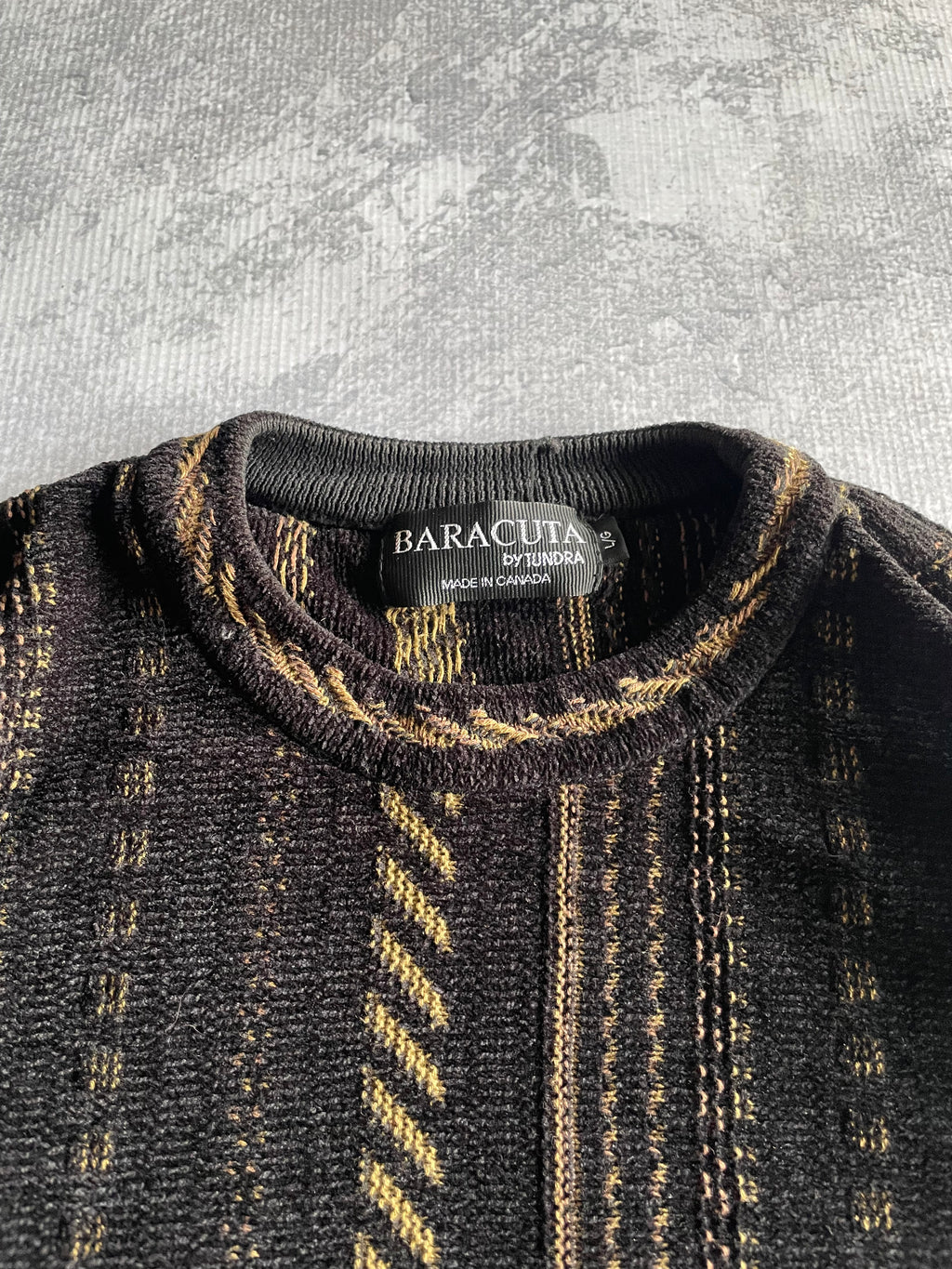 Vintage 90s Barracuta  Geometric Knit Sweater - L