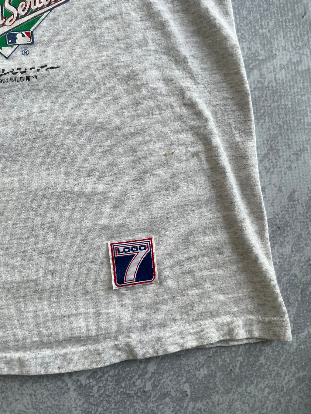 Vintage 1991 Minnesota Twins MLB Logo 7 Big Print Grey Tee Shirt - XL