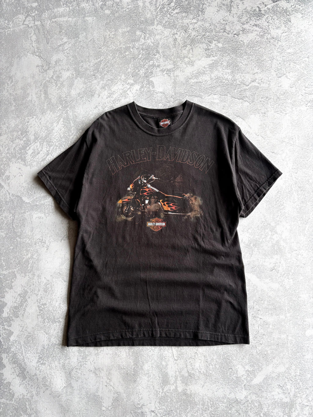 Vintage Harley Davidson Flaming Bike Black Tee Shirt - L