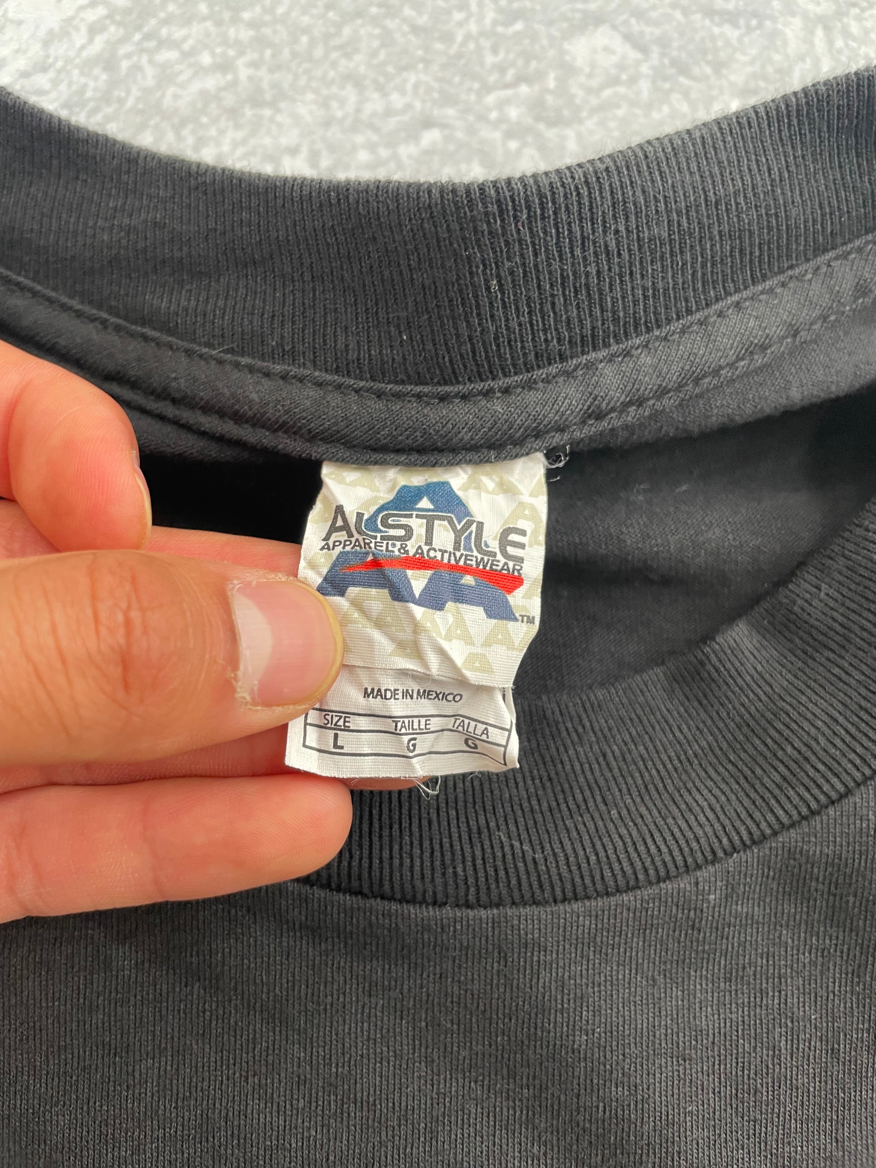 Vintage 2006 Hooters Sturgis Biker Tee Shirt - XL