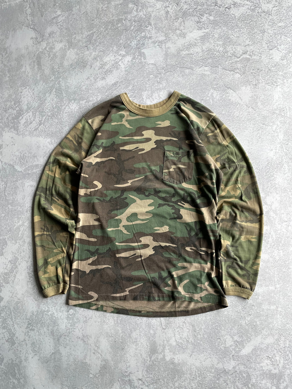 Vintage 70s Army Camo Pocket Longsleeve Tee Shirt - M