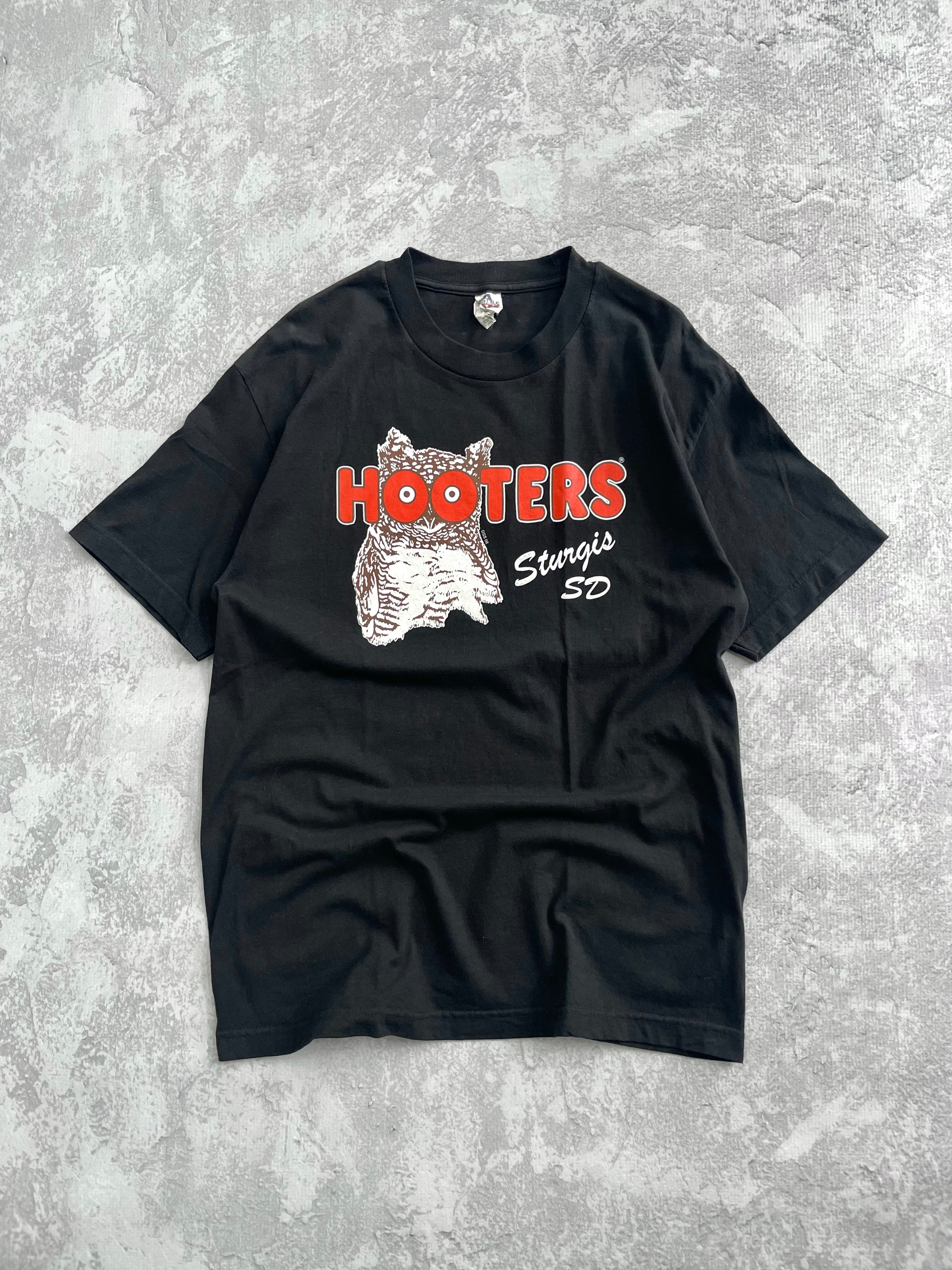 Vintage 2006 Hooters Sturgis Biker Tee Shirt - XL