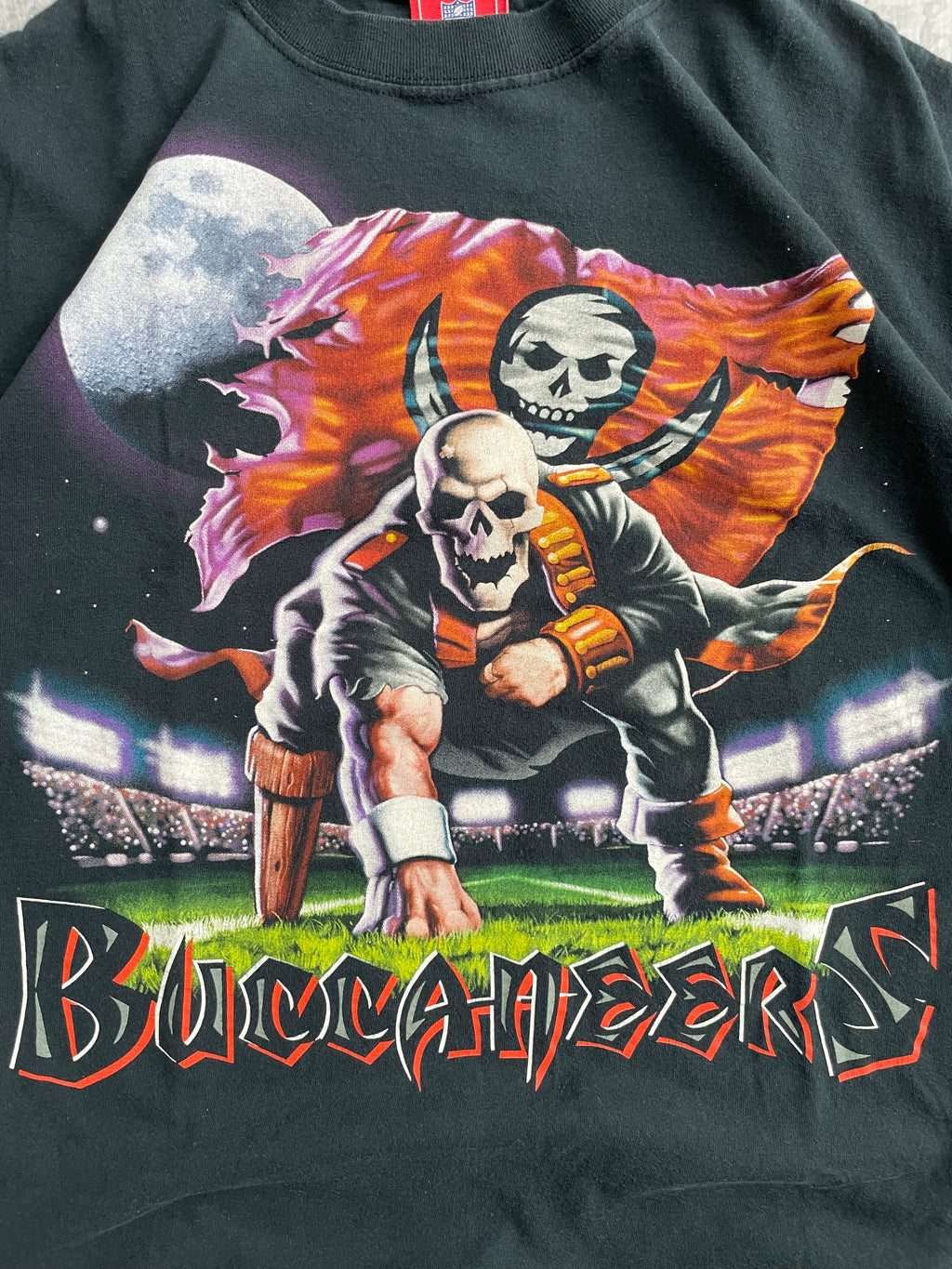 2000s Tampa Bay Buccaneers NFL Skull Liquid Blue Tee Shirt - XL