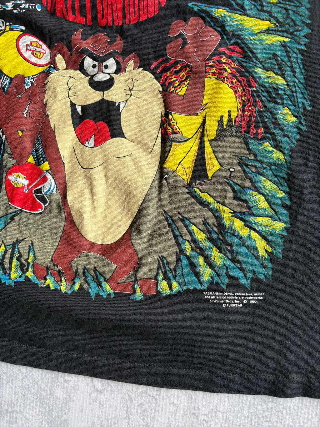 Vintage 90s Harley Davidson Taz Live the Wild Life Black Tank Top- L