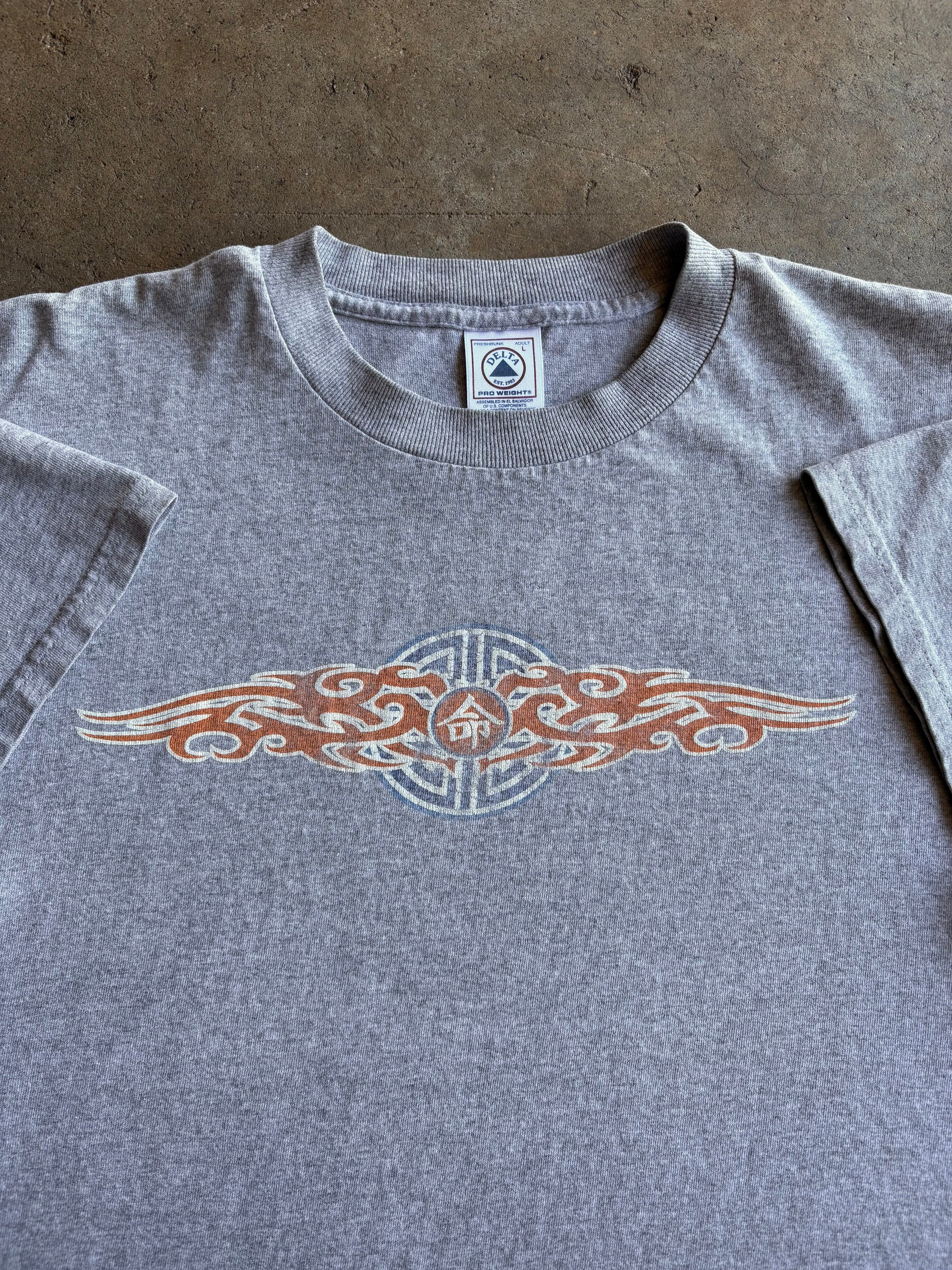Vintage 90s Flame Center Logo Grey Tee Shirt