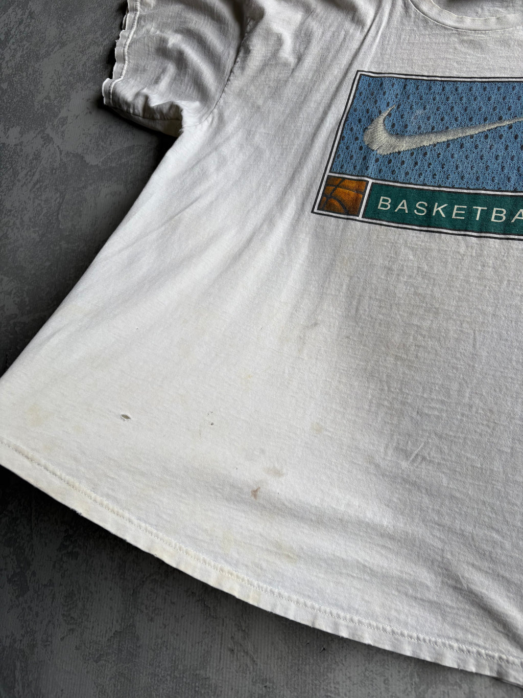 Vintage 90s Nike Basketball Distressed White Tee Shirt - 2XL