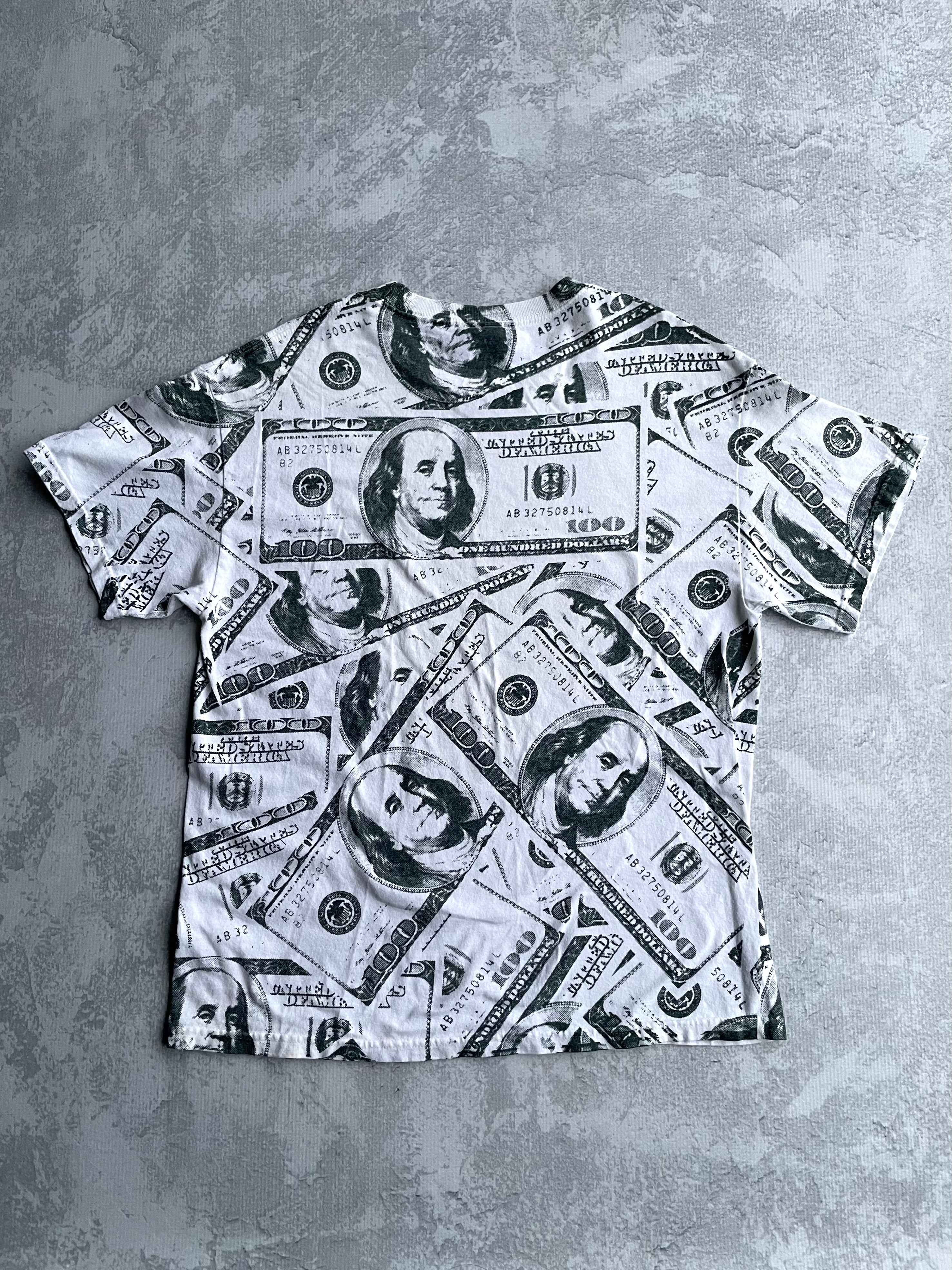 Vintage 90s Cash Money All Over Print Tee Shirt - L