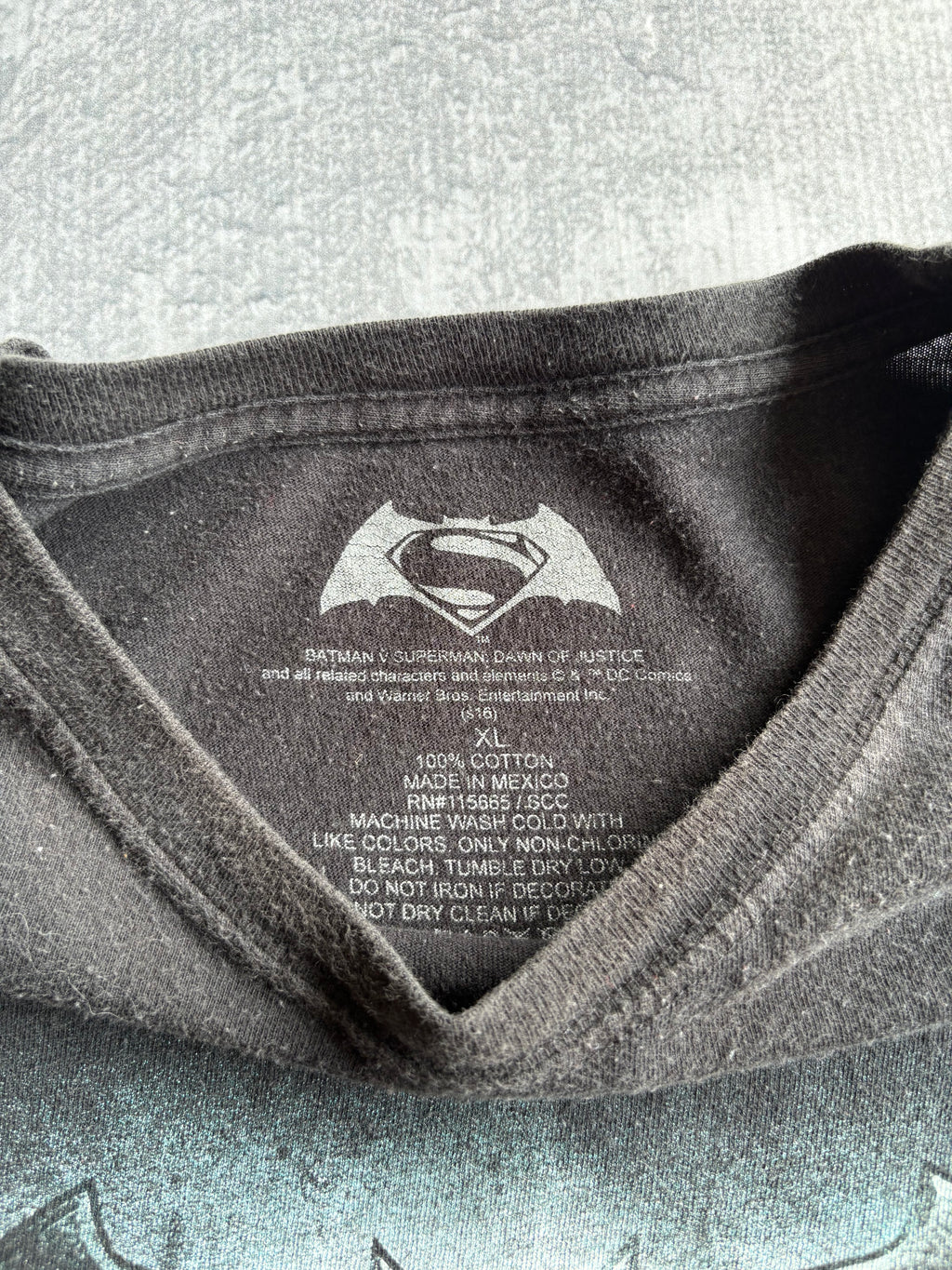 2016 Batman Vs Superman Movie Promo Tee Shirt - XL