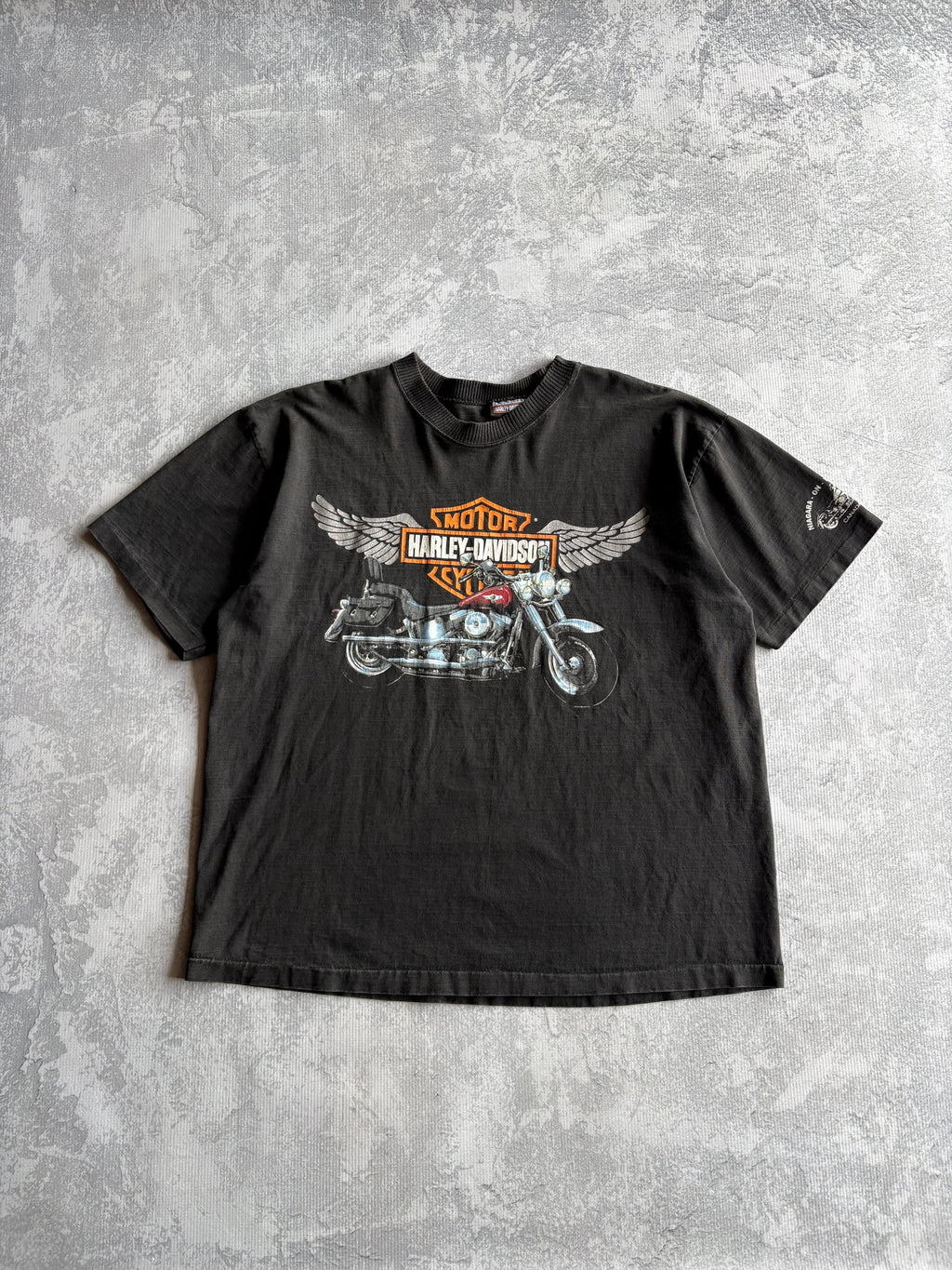 Vintage 90s Harley Davidson Logo Bike Canada Boxy Tee Shirt - L