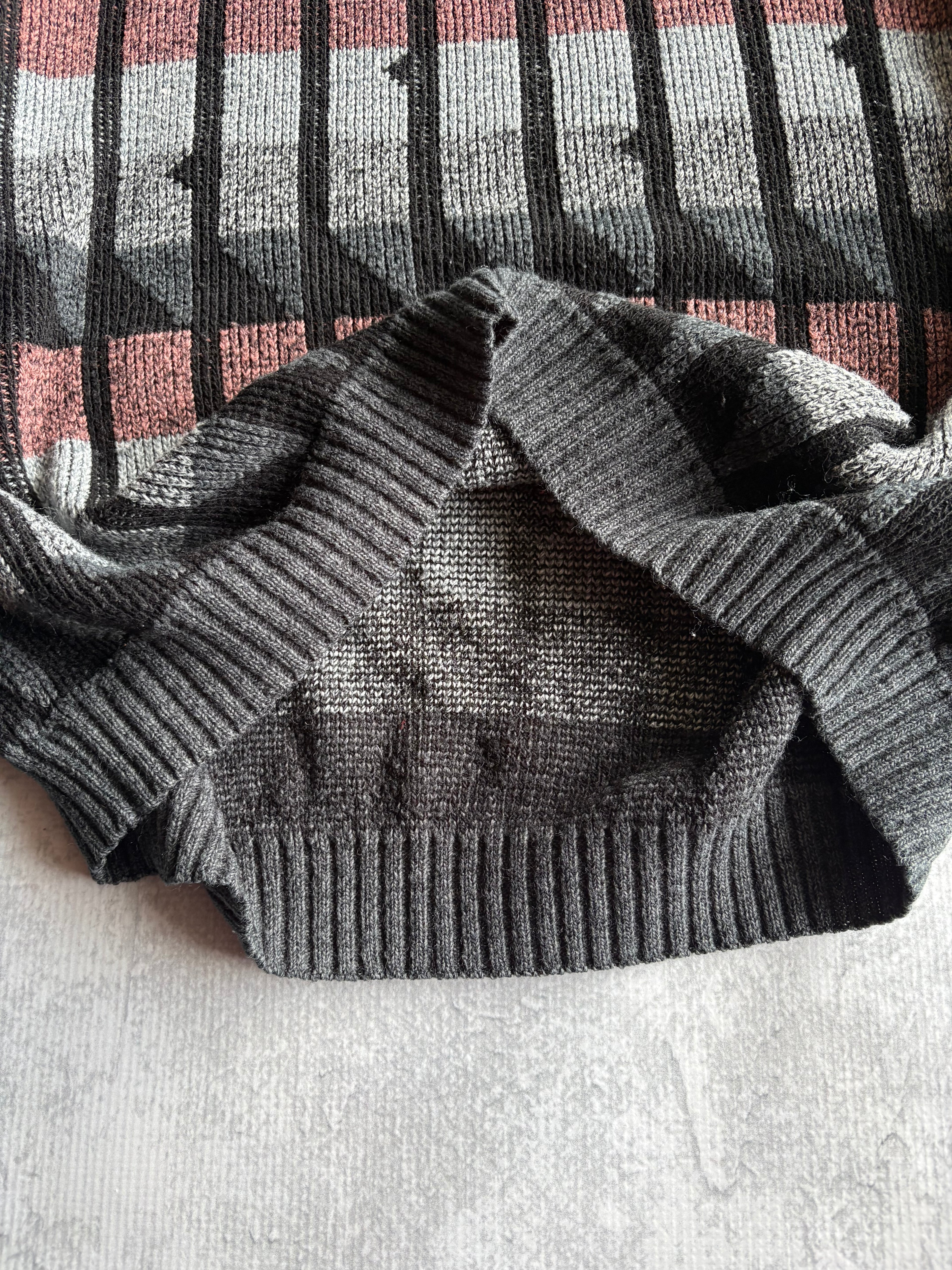 Vintage 90s Area Abstract Geometric Multicolor Knit Sweater - M