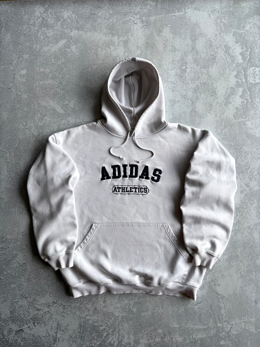 Vintage Adidas Spellout Center
Logo White Boxy Hoodie - XL