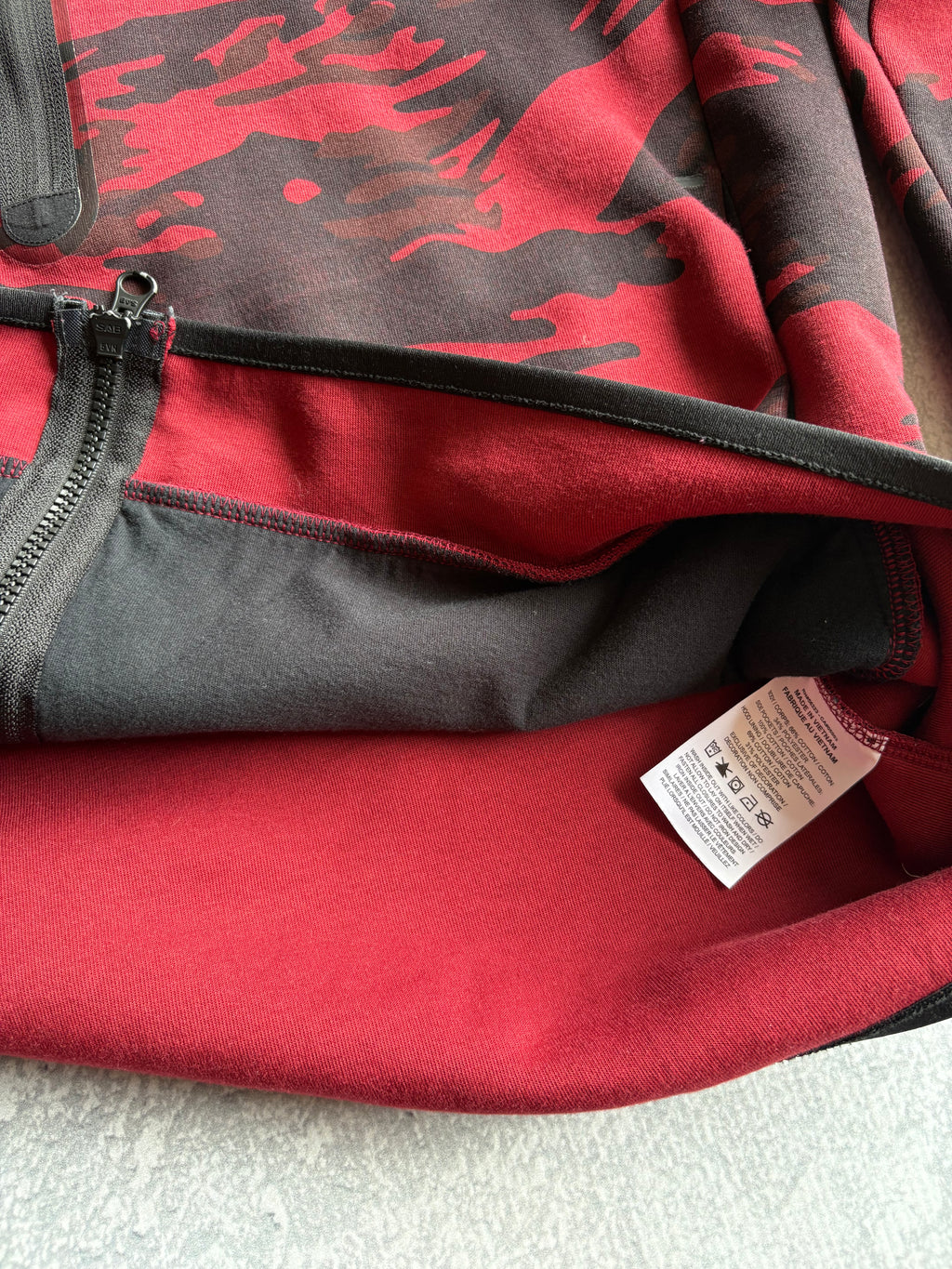 Nike Tech Fleece Red Camo Zip Up Hoodie - XL