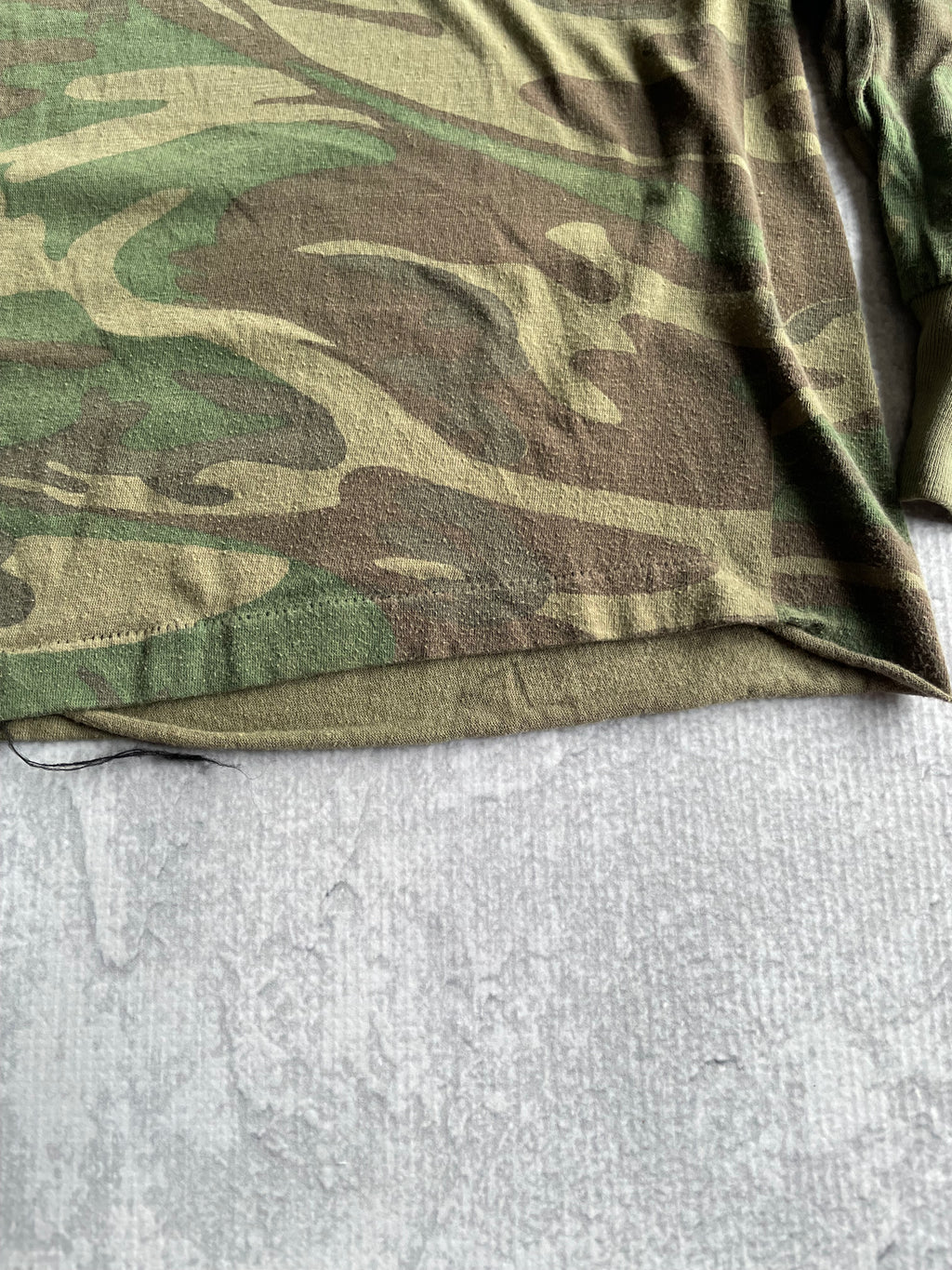 Vintage 80s Signal Camo Pocket Longsleeve Tee Shirt - L