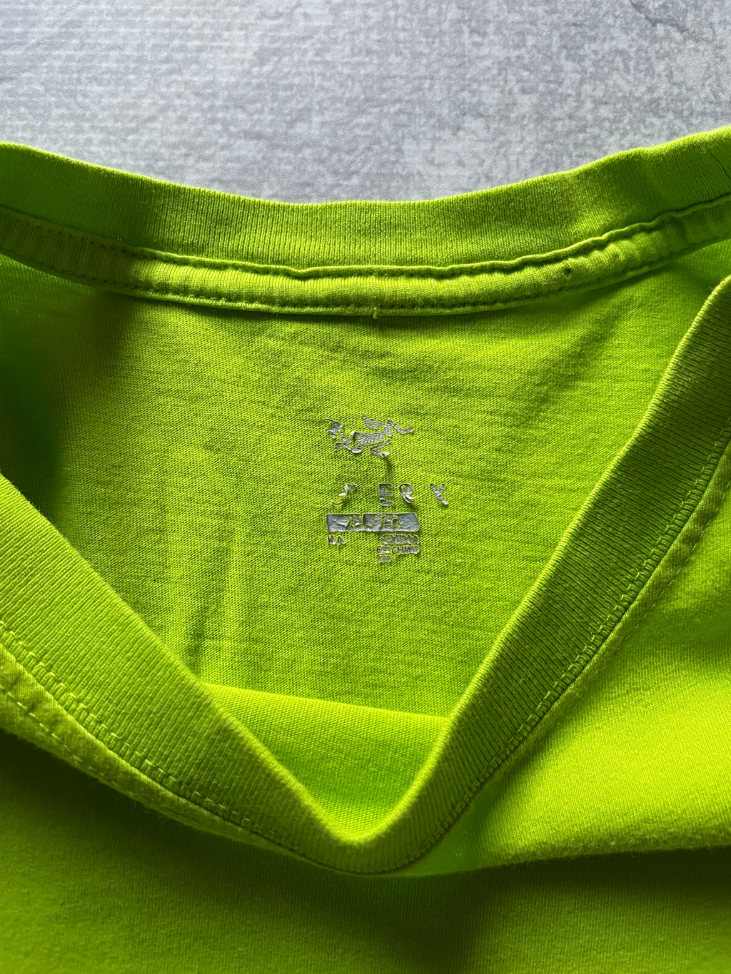Arcteryx Center Logo Gorpcore Green Tee Shirt - XL