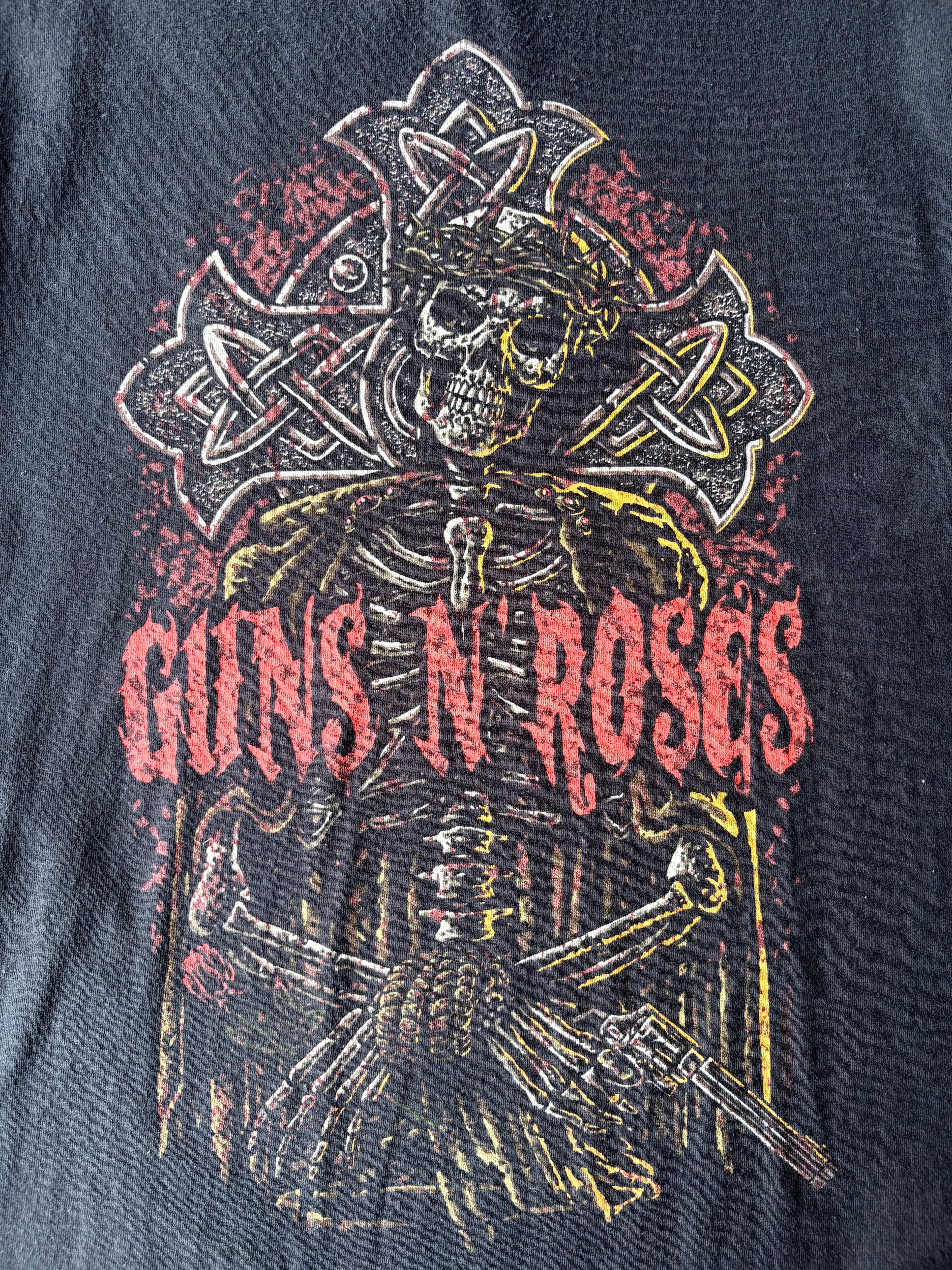 Vintage Y2K Guns N' Roses Band Tee Shirt - L