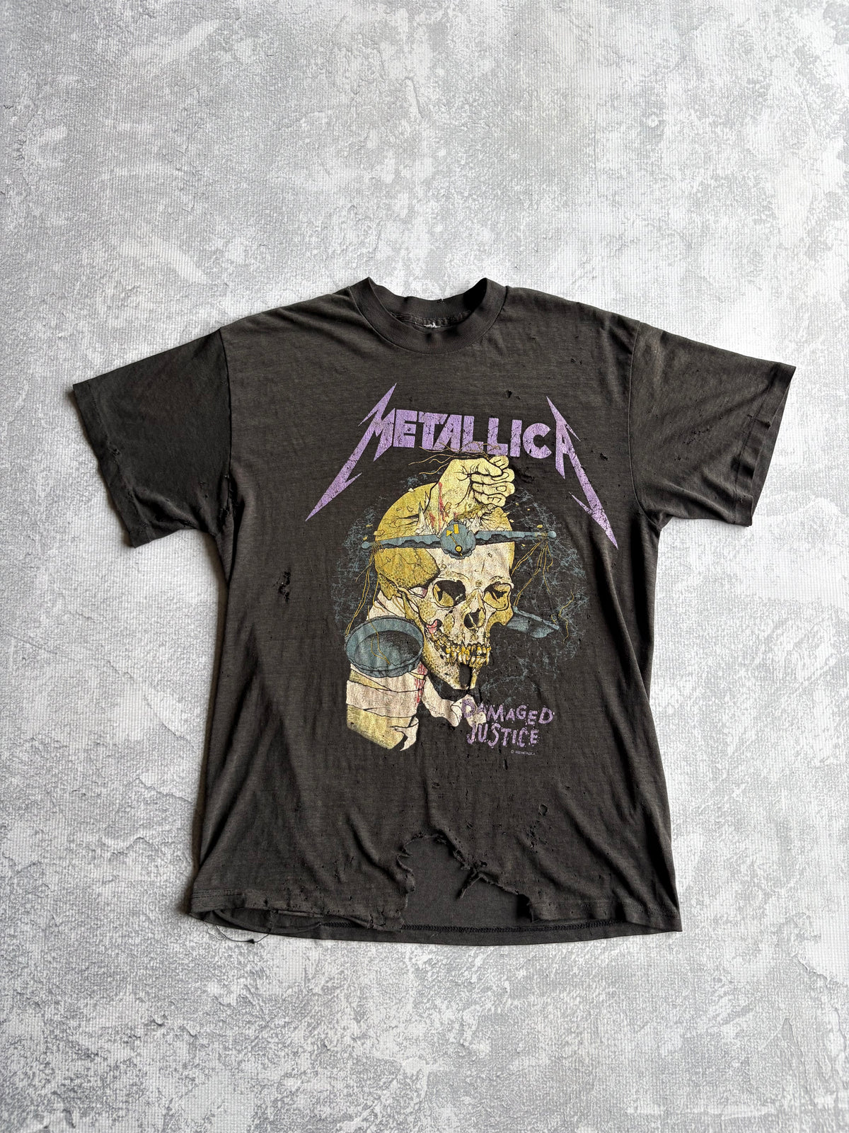 Vintage 1988 Metallica Damaged Justice Tour Thrashed Tee Shirt - L
