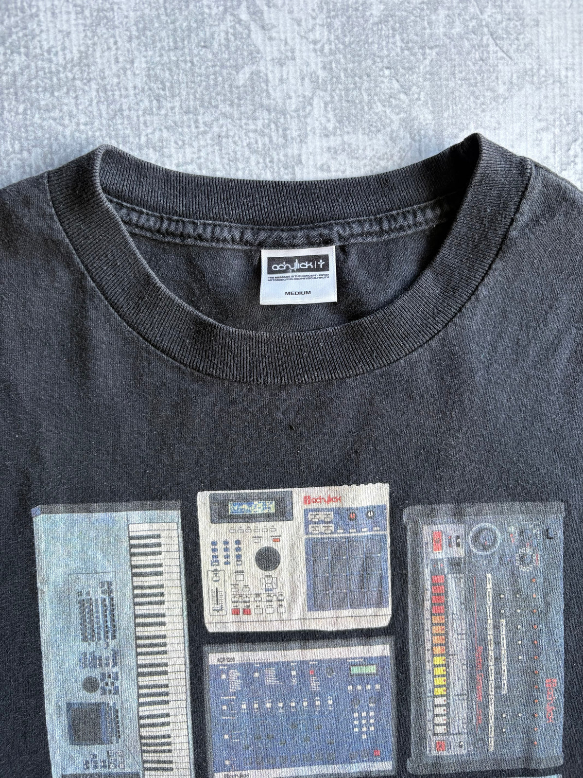 Vintage Ongaku Beat Machines Music Makers Black Tee Shirt - M