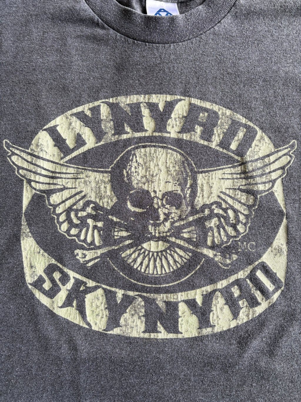 Vintage Y2K Lynyrd Skynyrd Skull Rock Band Tee Shirt - L