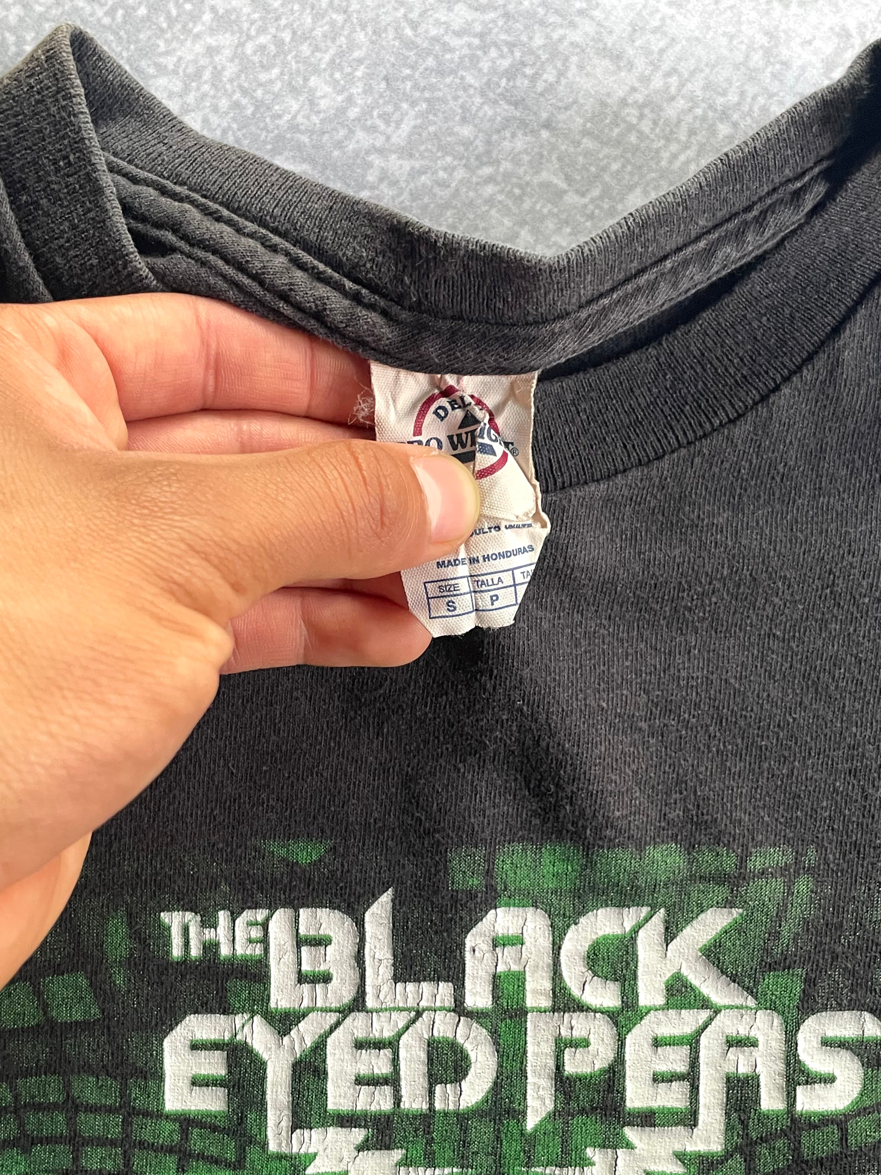 2010 Black Eyed Peas Tour Rap Tee Shirt - S