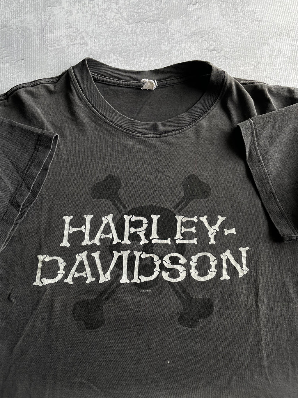 Vintage 90s Harley Davidson Spellout Bones Skull Faded Black Tee Shirt - L