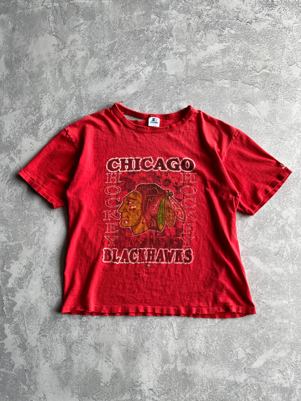Vintage 90s Starter Chicago Blackhawks NHL Thrashed Tee Shirt - XL