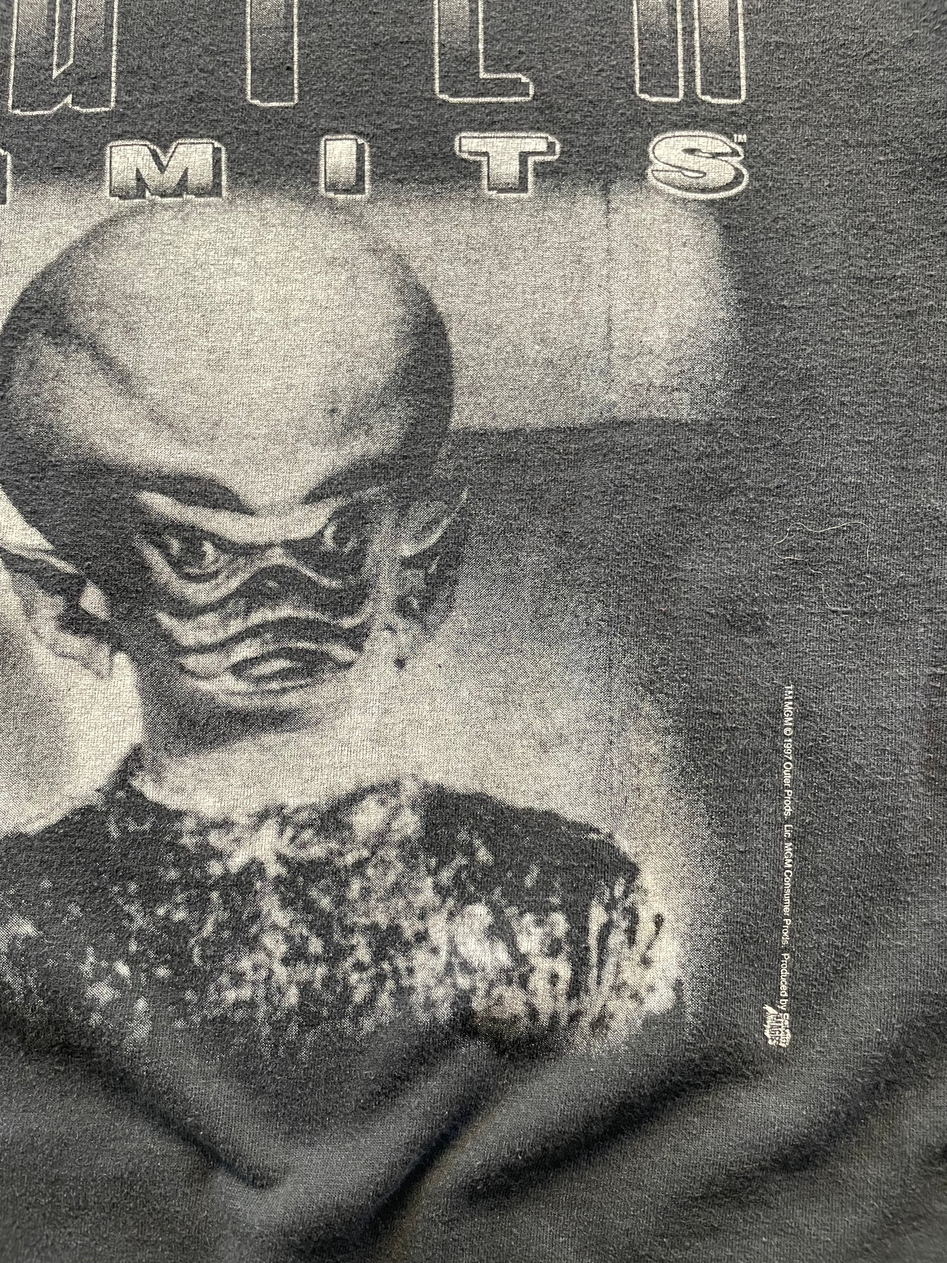 Vintage 1997 The Outer Limits Tv Show Alien Tee Shirt - L